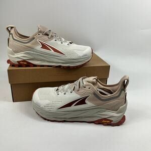 New Altra Olympus 5 Trail Running Shoes Vibram Sole Mens Size 11.5 Beige Red NWT